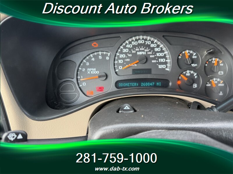 2005 GMC Yukon - Photo 19 - Houston, TX 77082