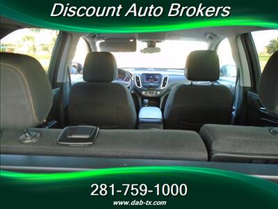 2023 Chevrolet Equinox LT   - Photo 9 - Houston, TX 77082