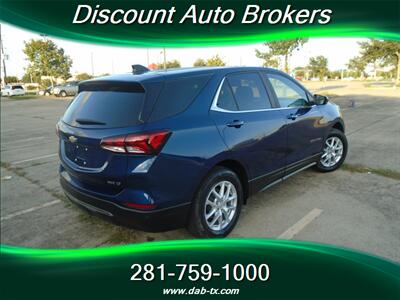 2023 Chevrolet Equinox LT   - Photo 5 - Houston, TX 77082