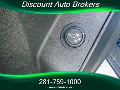 2023 Chevrolet Equinox LT   - Photo 14 - Houston, TX 77082