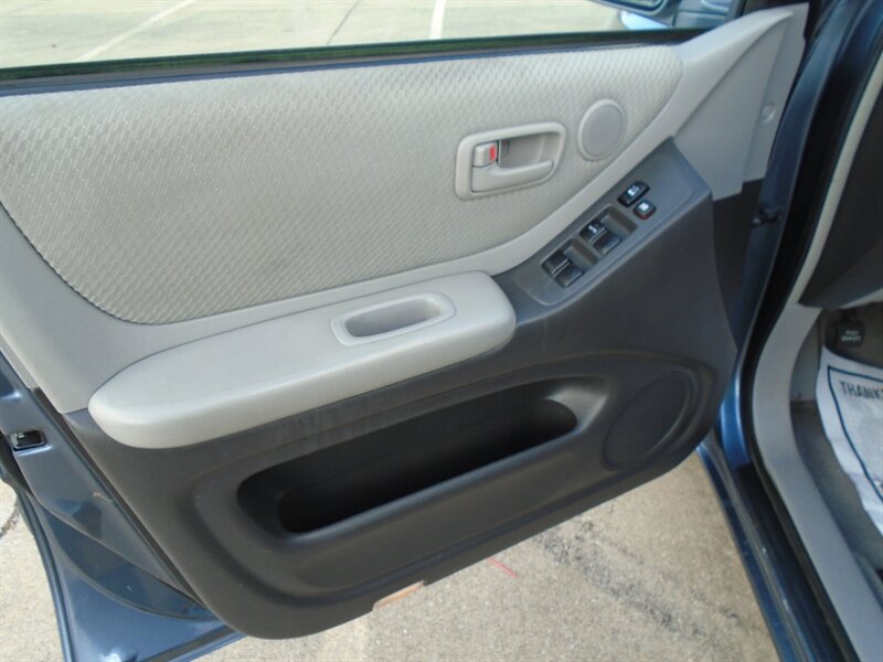 2006 Toyota Highlander - Photo 9 - Houston, TX 77082