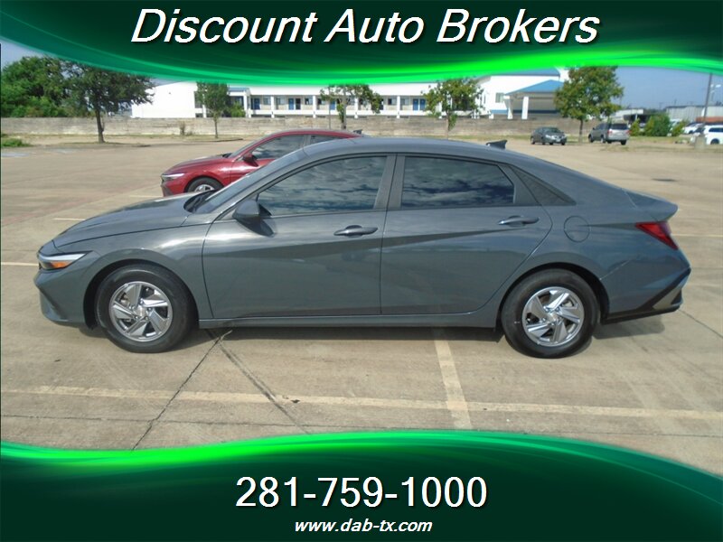 2024 Hyundai ELANTRA SE - Photo 8 - Houston, TX 77082