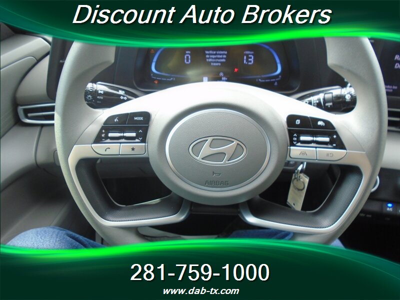 2024 Hyundai ELANTRA SE - Photo 13 - Houston, TX 77082