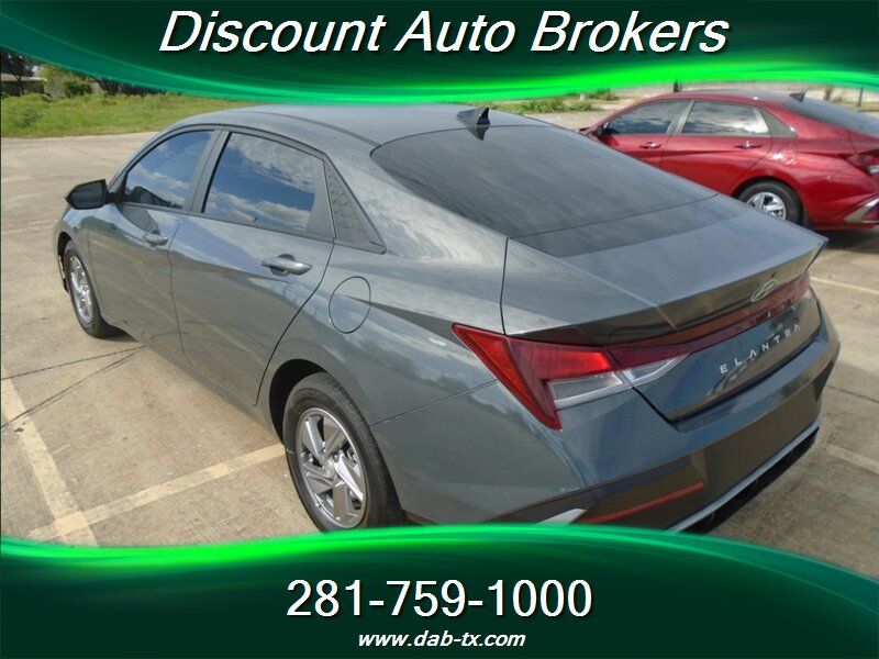 2024 Hyundai ELANTRA SE - Photo 7 - Houston, TX 77082