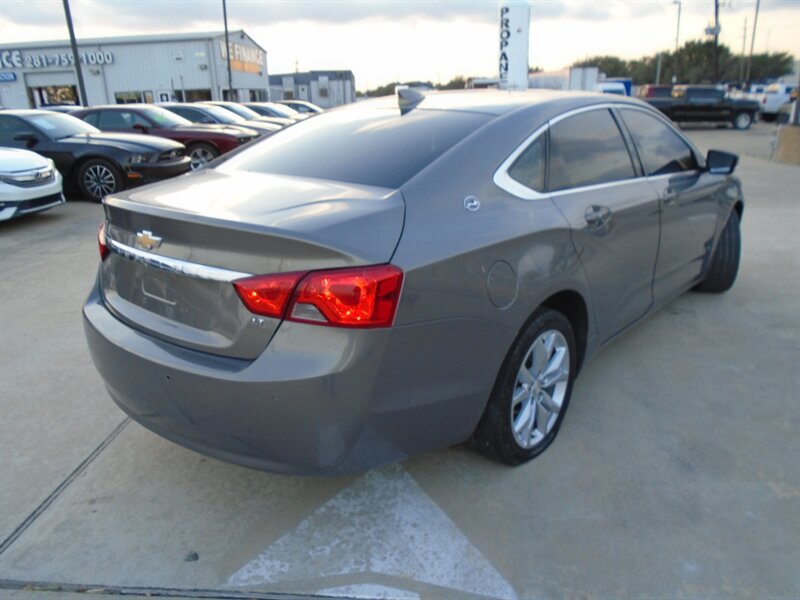 2017 Chevrolet Impala LT - Photo 5 - Houston, TX 77082