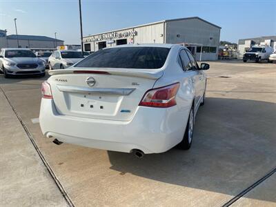 2013 Nissan Altima 2.5   - Photo 5 - Houston, TX 77082