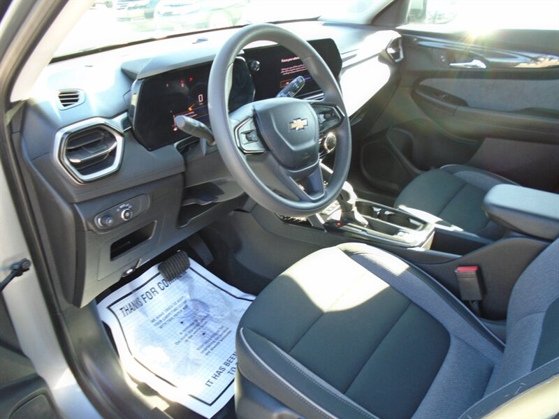 2025 Chevrolet Trailblazer LT - Photo 10 - Houston, TX 77082