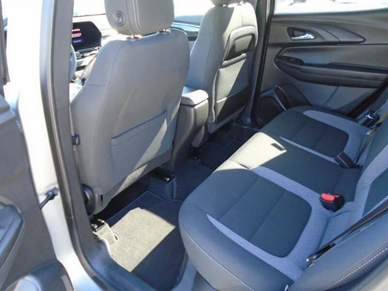 2025 Chevrolet Trailblazer LT - Photo 12 - Houston, TX 77082