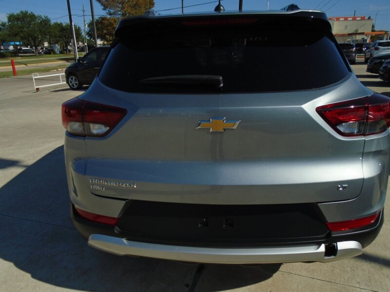 2025 Chevrolet Trailblazer LT - Photo 6 - Houston, TX 77082