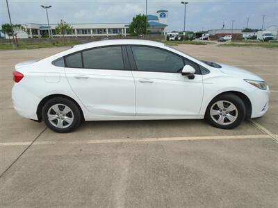 2017 Chevrolet Cruze LS Auto   - Photo 4 - Houston, TX 77082