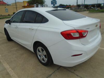 2017 Chevrolet Cruze LS Auto   - Photo 9 - Houston, TX 77082