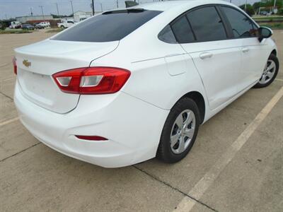 2017 Chevrolet Cruze LS Auto   - Photo 5 - Houston, TX 77082