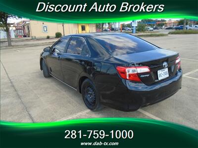 2014 Toyota Camry L   - Photo 7 - Houston, TX 77082