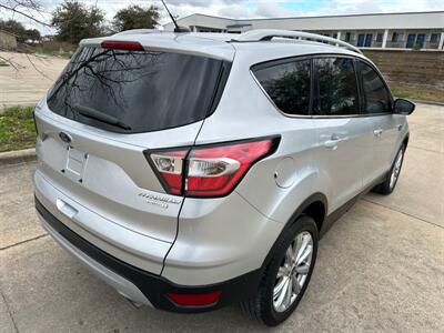 2017 Ford Escape Titanium   - Photo 5 - Houston, TX 77082