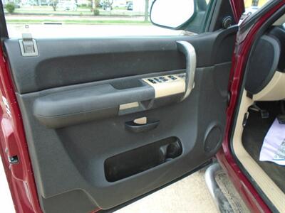 2007 Chevrolet Silverado 1500 Work Truck   - Photo 9 - Houston, TX 77082