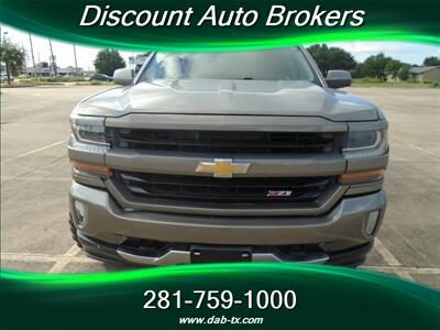 2017 Chevrolet Silverado 1500 LT - Photo 2 - Houston, TX 77082