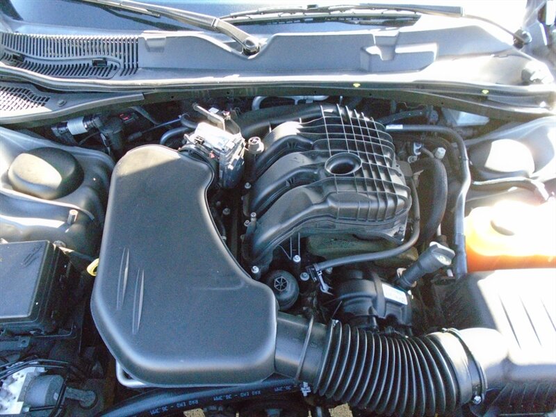 2017 Dodge Challenger GT - Photo 20 - Houston, TX 77082