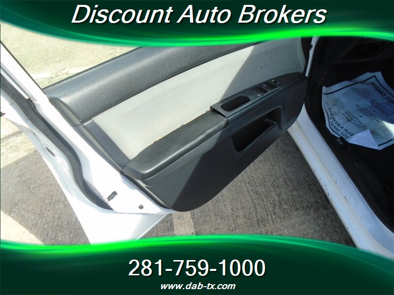 2012 Nissan Sentra 2.0 - Photo 9 - Houston, TX 77082