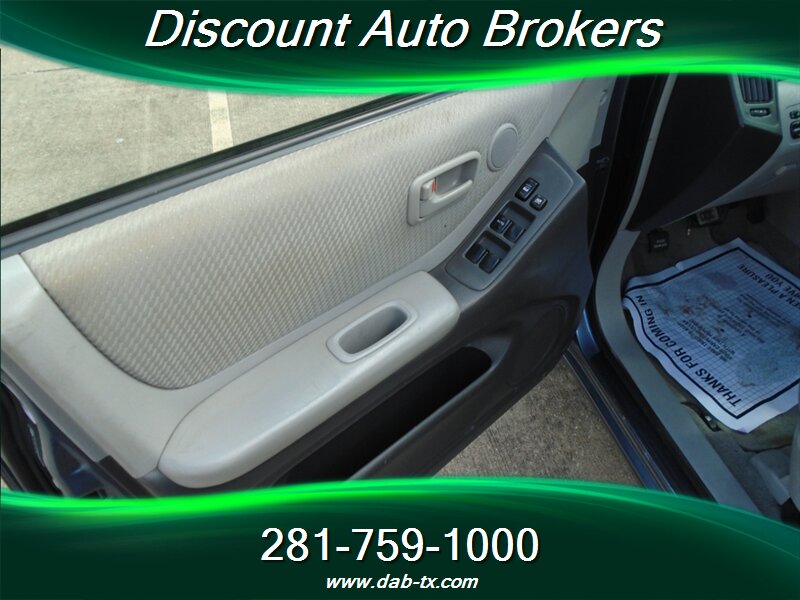 2006 Toyota Highlander - Photo 9 - Houston, TX 77082