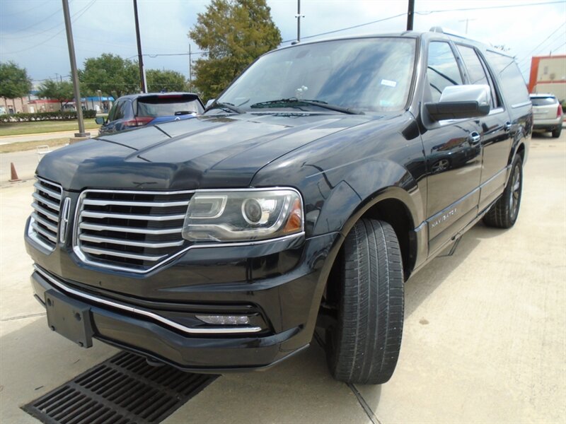 2017 Lincoln Navigator L Select  