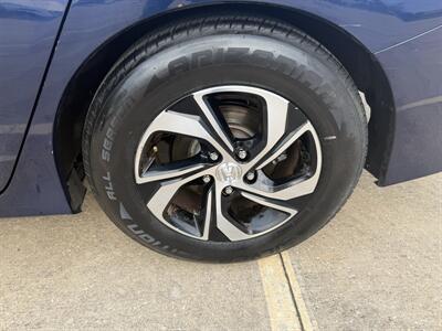 2016 Honda Accord LX w/Honda Sensing   - Photo 20 - Houston, TX 77082