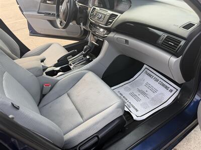 2016 Honda Accord LX w/Honda Sensing   - Photo 14 - Houston, TX 77082