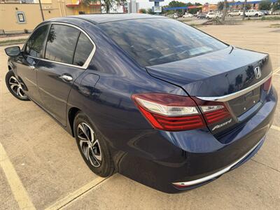 2016 Honda Accord LX w/Honda Sensing   - Photo 8 - Houston, TX 77082