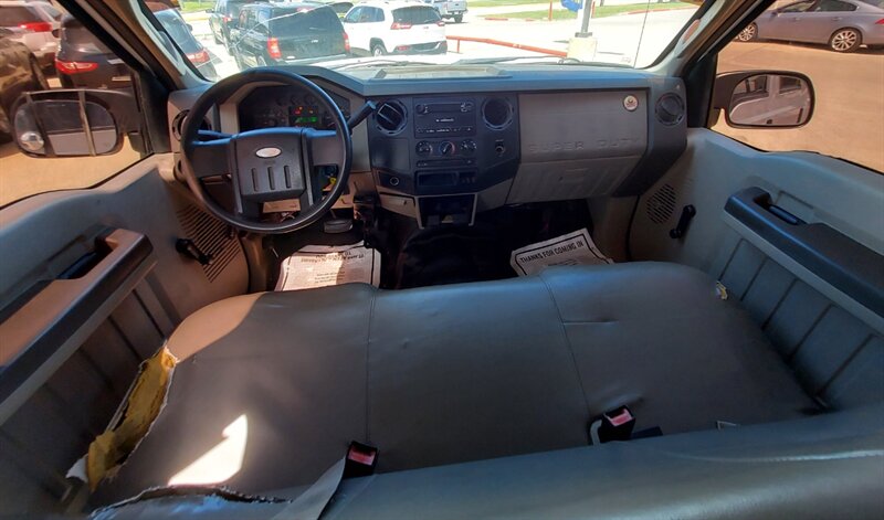 2008 Ford F-350 Super Duty XL XL 4dr Crew Cab SB DRW - Photo 17 - Houston, TX 77082