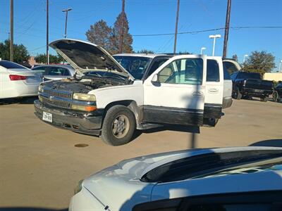 2002 Chevrolet Suburban 1500   - Photo 10 - Houston, TX 77082