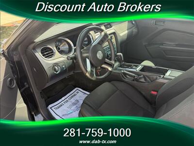 2014 Ford Mustang V6 - Photo 10 - Houston, TX 77082