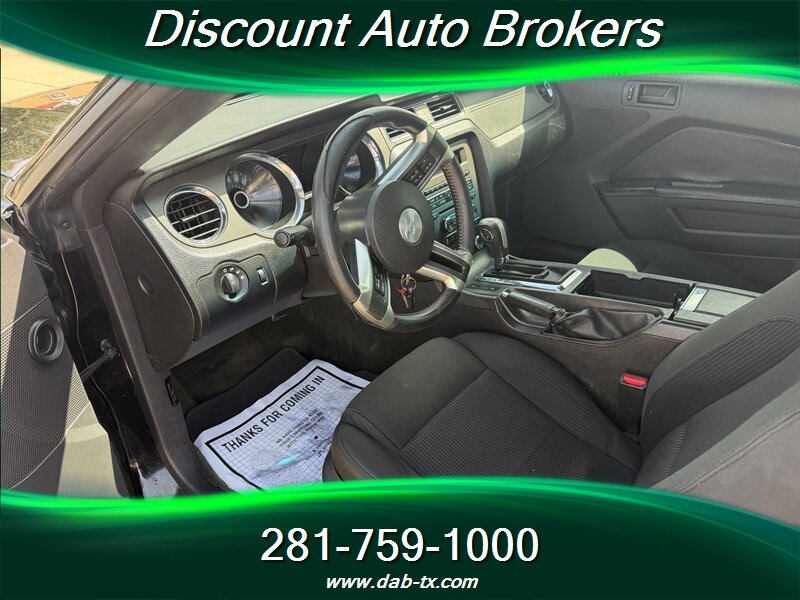 2014 Ford Mustang V6 - Photo 10 - Houston, TX 77082