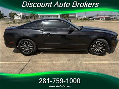2014 Ford Mustang V6 - Photo 4 - Houston, TX 77082