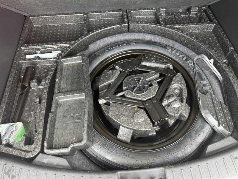 2019 Ford Escape S - Photo 8 - Houston, TX 77082