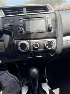 2019 Honda Fit LX - Photo 28 - Houston, TX 77082