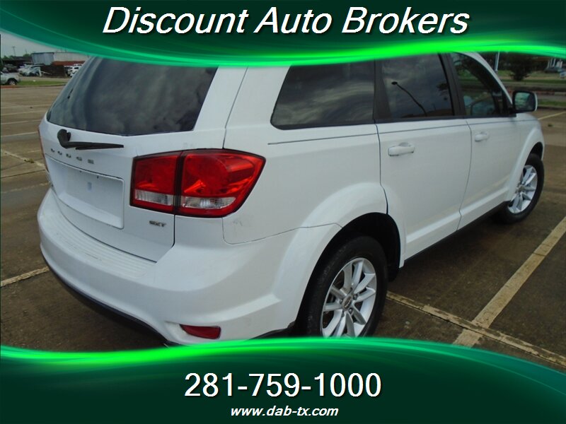 2016 Dodge Journey SXT - Photo 5 - Houston, TX 77082