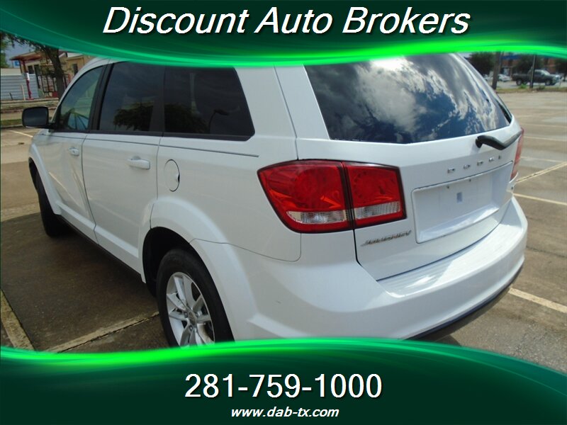 2016 Dodge Journey SXT - Photo 11 - Houston, TX 77082
