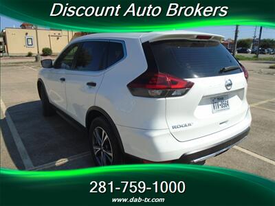 2020 Nissan Rogue S   - Photo 9 - Houston, TX 77082