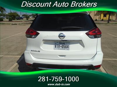 2020 Nissan Rogue S   - Photo 6 - Houston, TX 77082