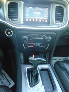 2020 Dodge Charger SXT   - Photo 19 - Houston, TX 77082