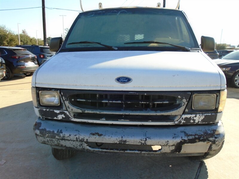 1998 Ford E-Series Van E-350 - Photo 2 - Houston, TX 77082