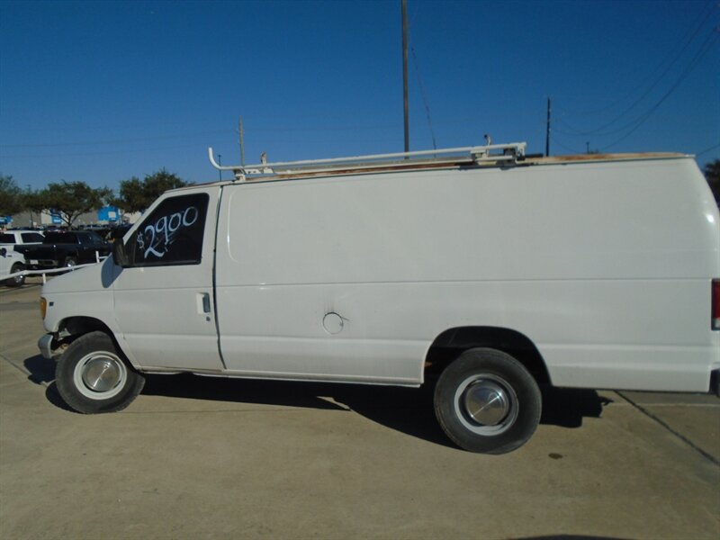 1998 Ford E-Series Van E-350 - Photo 8 - Houston, TX 77082