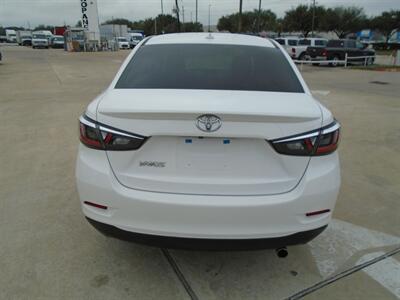 2020 Toyota Yaris L   - Photo 6 - Houston, TX 77082