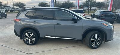 2021 Nissan Rogue SL   - Photo 4 - Houston, TX 77082