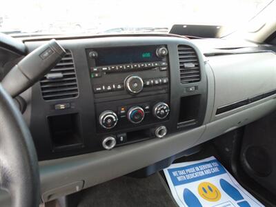 2012 GMC Sierra 1500 SL   - Photo 17 - Houston, TX 77082