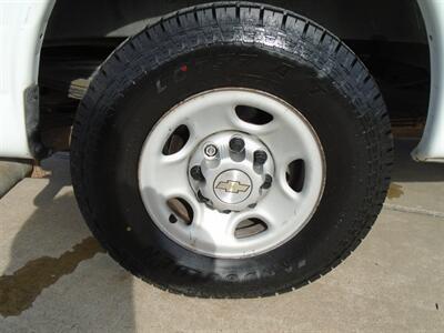 2013 Chevrolet Express 2500 - Photo 27 - Houston, TX 77082