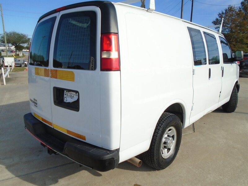 2013 Chevrolet Express 2500 - Photo 5 - Houston, TX 77082