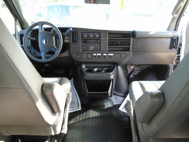 2013 Chevrolet Express 2500 - Photo 24 - Houston, TX 77082