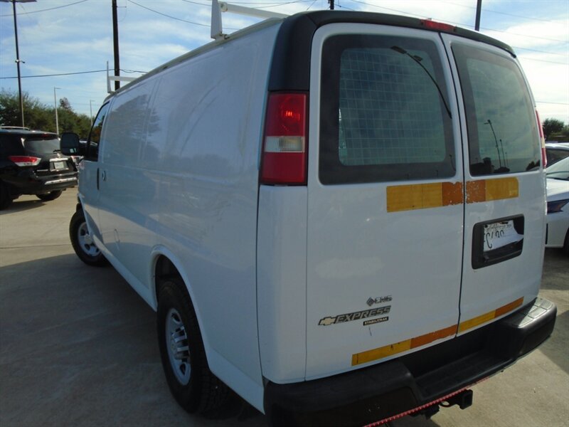2013 Chevrolet Express 2500 - Photo 7 - Houston, TX 77082