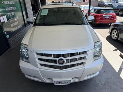 2013 Cadillac Escalade Premium   - Photo 12 - Orange, CA 92868