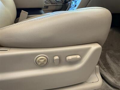 2013 Cadillac Escalade Premium   - Photo 33 - Orange, CA 92868
